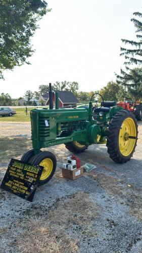 1951 John Deere B Gas Tractor