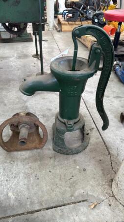 Beatty Cast Hand Pump