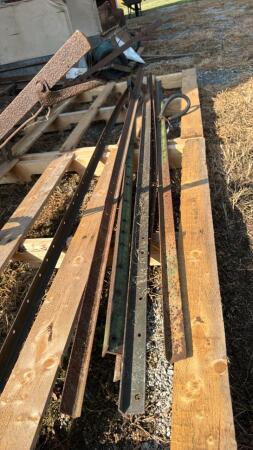 Lot of 6 Steel T-Posts