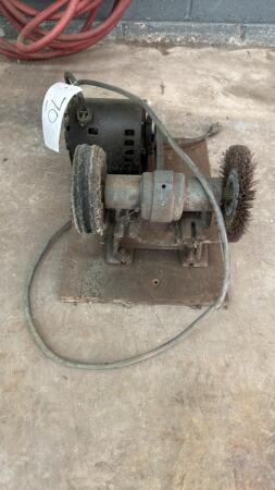Elec. Motor with Wire Wheel and Buffing Wheel