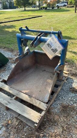 Ford 706 3pth reversible dirt scoop