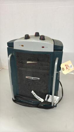 BLACK & DECKER 1500W ELECTRIC HEATER