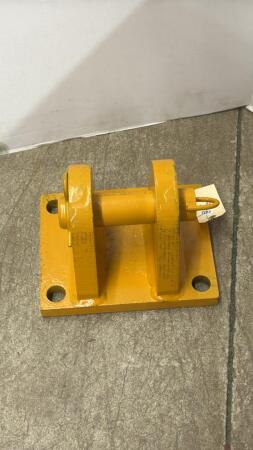 CAT DOZER HITCH
