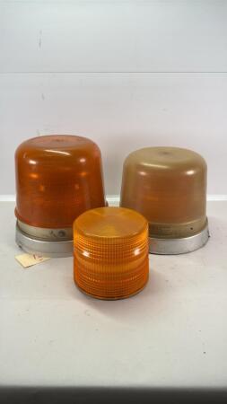 (2) Strobe Lights & (1) Plastic Strobe Light Cover