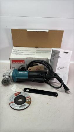 Makita 4.5in Angle Grinder