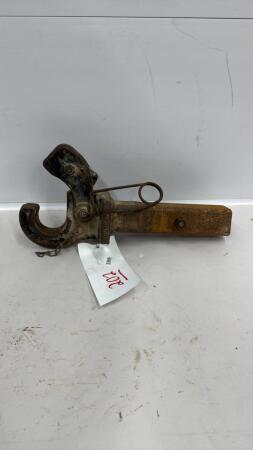 PINTLE HITCH
