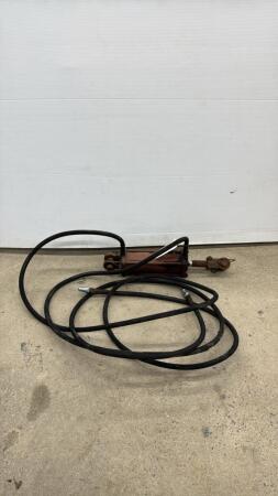 12IN HYDRAULIC CYCLINDER