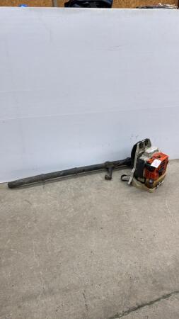 STIHL BR106 GAS POWERED LEAF BLOWER
