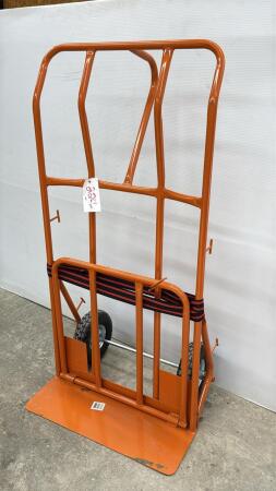 UNUSED LARGE P HANDLE HAND TRUCK