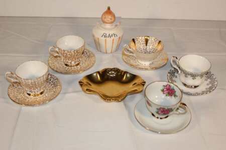 5 Cups and Saucers Including Royal Albert