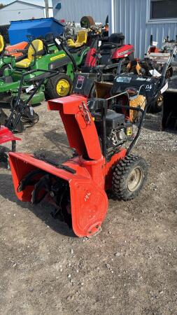 ARIENS 28IN 12.5HP SNOWBLOWER