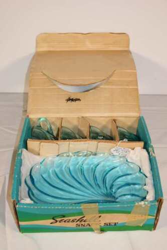 Seashell Snack Set in Original Box