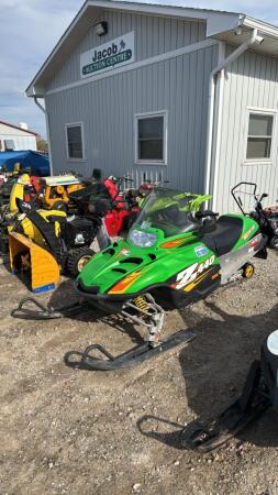 2005 ARCTIC CAT Z440LX SNOWMOBILE