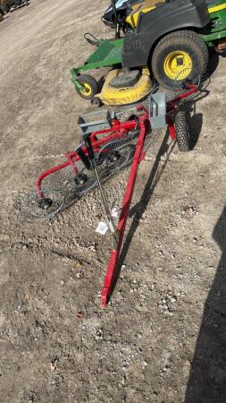 6-WHEEL 5FT ESTATE RAKE