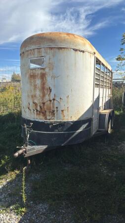 14FT TANDEM LIVESTOCK TRAILER