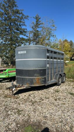2013 MORITZ TANDEM 13FT LIVESTOCK TRAILER