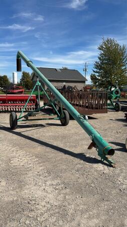 HOULE 30FT X 8IN MANURE FILL PIPE ON TRANSPORT