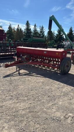 MASSEY FERGUSON 43 22 RUN SEED DRILL