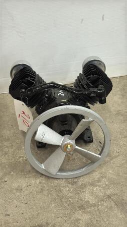 2 CYCLINDER AIR COMPRESSOR