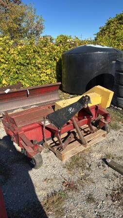 MC L60B 5FT PTO LAWN GENIE MOWER