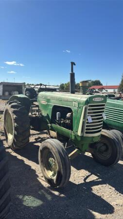 OLIVER 770 DIESEL TRACTOR