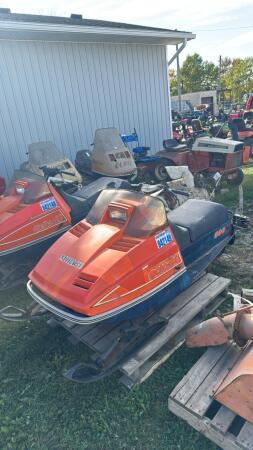 RUNNING: 1979 MOTO SKI 300 MIRAGE SNOWMOBILE