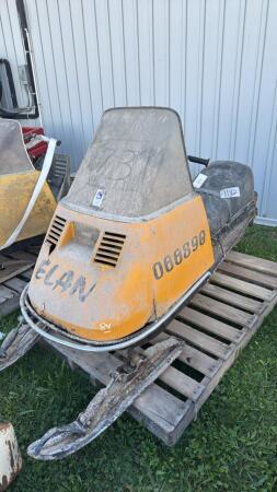 NOT RUNNING: 1973 SKIDOO ELAN 250 SNOWMOBILE