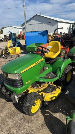 JOHN DEERE X720 ULTIMATE HYDRO MOWER
