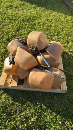 LOT OF APPROX 18 WATER BOWLS
