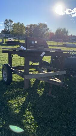 BELT DRIVEN TABLE BUZZ SAW