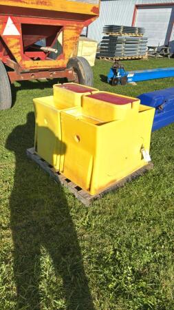 PAIR OF RITCHIE 300 POLY WATERERS