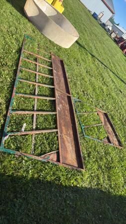 12FT AND 4FT SECTIONS OF FEEDER HEAD RAIL