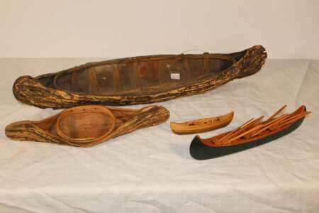 4 Wooden Vintage Canoe's