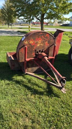 NEW HOLLAND FORAGE BLOWER