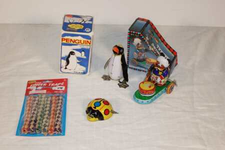 3 Vintage Wind Up Toys