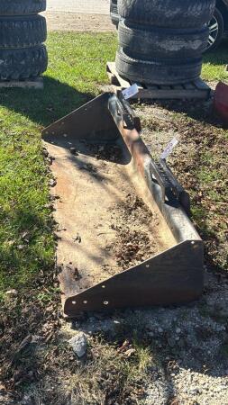 66IN MATERIAL BUCKET