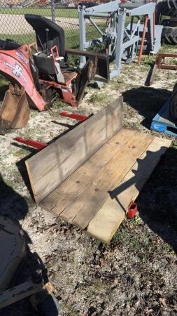 CASE EAGLE HITCH PLATFORM