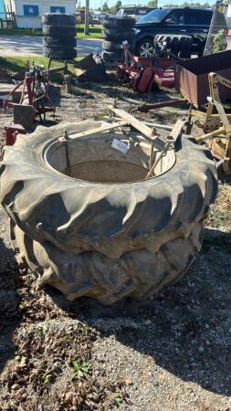 PAIR OF 13.6-28 DUALS
