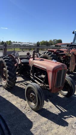 MASSEY FERGUSON 35 DIESEL TRACTOR