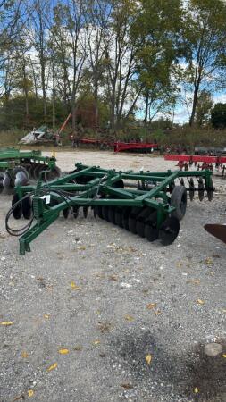 11FT DISC WITH CYLINDER AND REAR HITCH