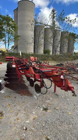 KONGSKILDE 600 6 FURROW SEMI MOUNT PLOW