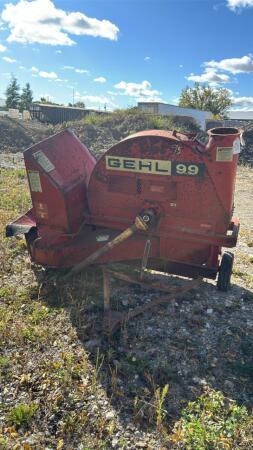 GEHL 99 PTO FORAGE BLOWER