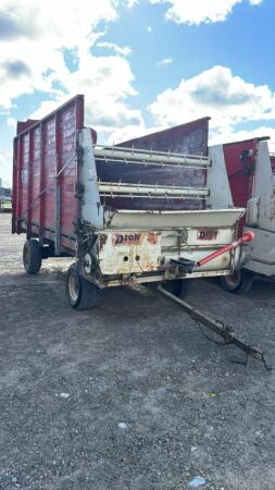 DION 16FT FORAGE WAGON