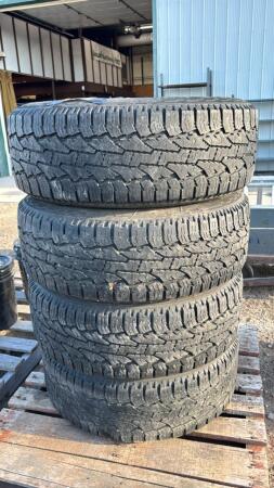 SET OF 4 NOKIAN LT275/60R20 TIRES ON 5 BOLT RIMS
