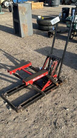 HYDRAULIC ATV LIFT