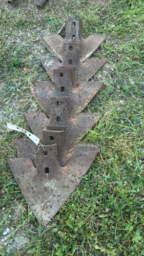 (12) CHISEL PLOW SWEEPS