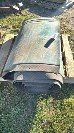 ROLL OF 47IN RUBBER MATTING