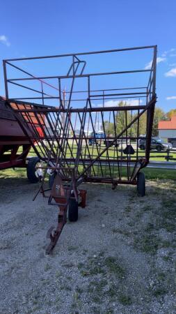 FORAGE KING HAY BASKET