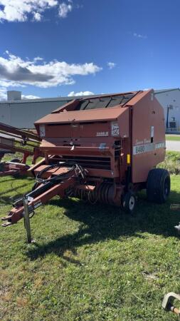 CASE IH 8480 ROUND BALER