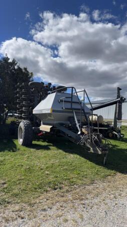 FLEXICOIL 1330 AIR CART WITH 20FT TOOLBAR
